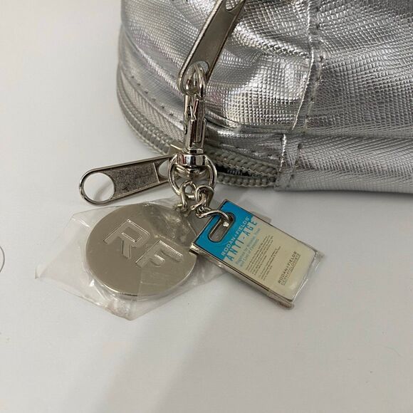 Rodan + Fields Carrying Case - Picture 2 of 6